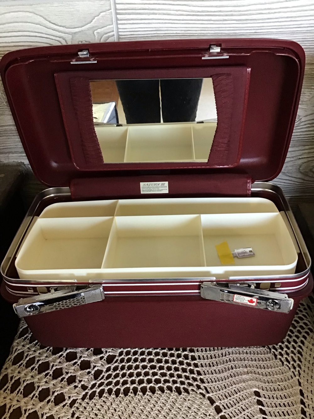 Vintage Burgundy Samsonite Train Case with Inner Tray and Mirror